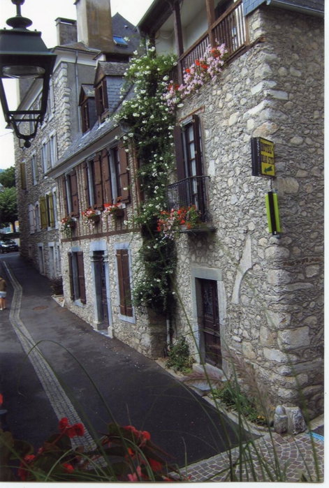 Dolwin, Argelès-Gazost, France