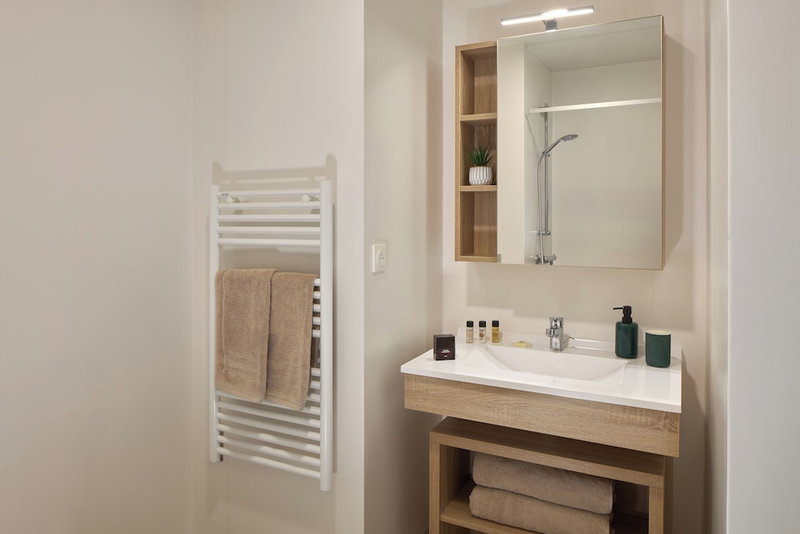 Quality Suites Reims - Saint-Thomas, Reims, France