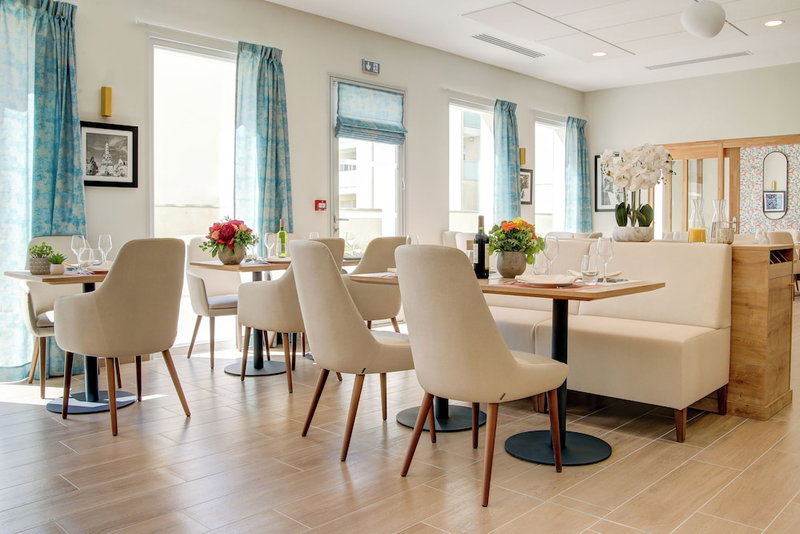 Quality Suites Reims - Saint-Thomas, Reims, France