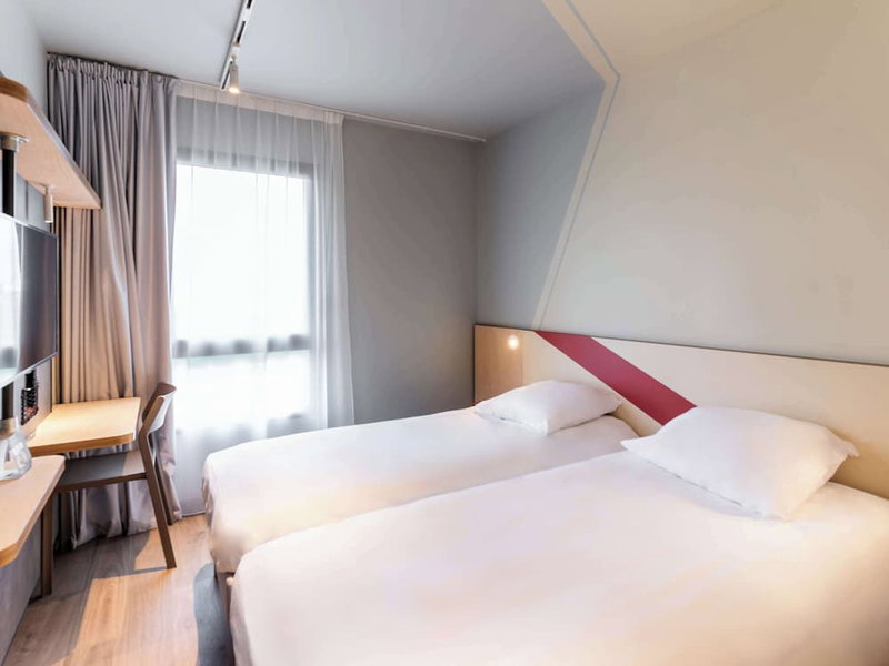Ibis Budget Morlaix, Morlaix, France