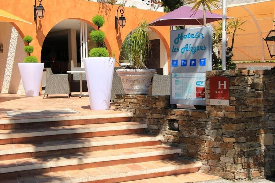Hotel Les Alcyons, Le Lavandou, France