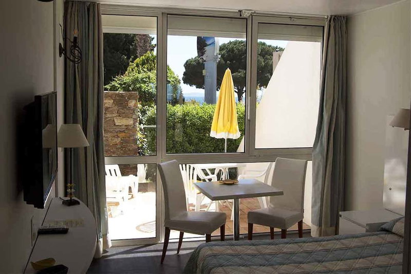 Hotel Les Alcyons, Le Lavandou, France