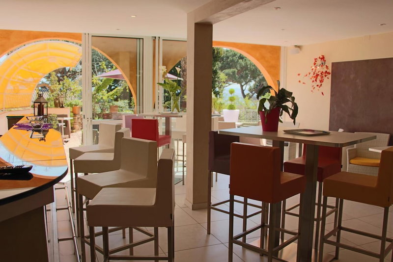 Hotel Les Alcyons, Le Lavandou, France
