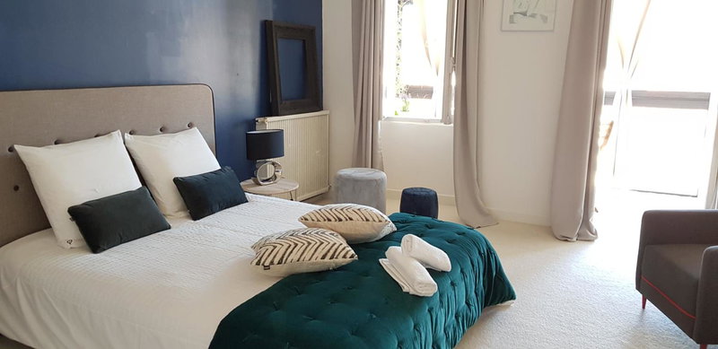 Le Particulier - Appart Hotel, La Réole, France