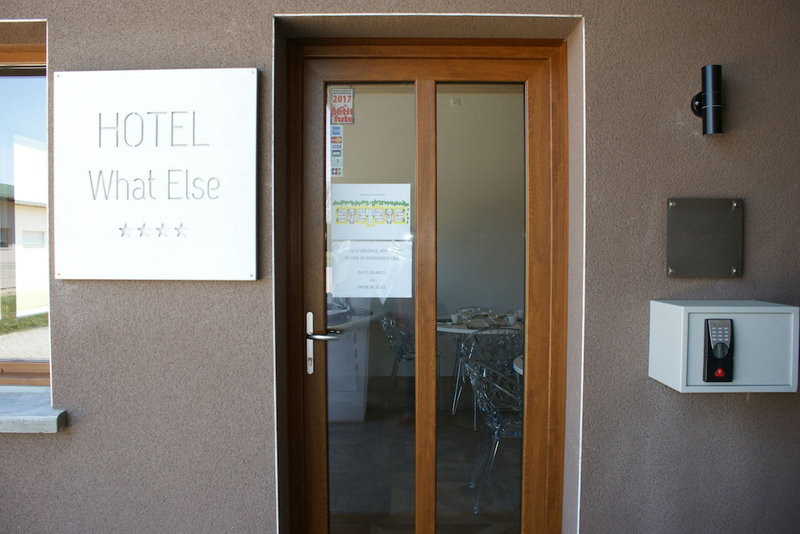 What Else Hotel, Saint-Vulbas, France