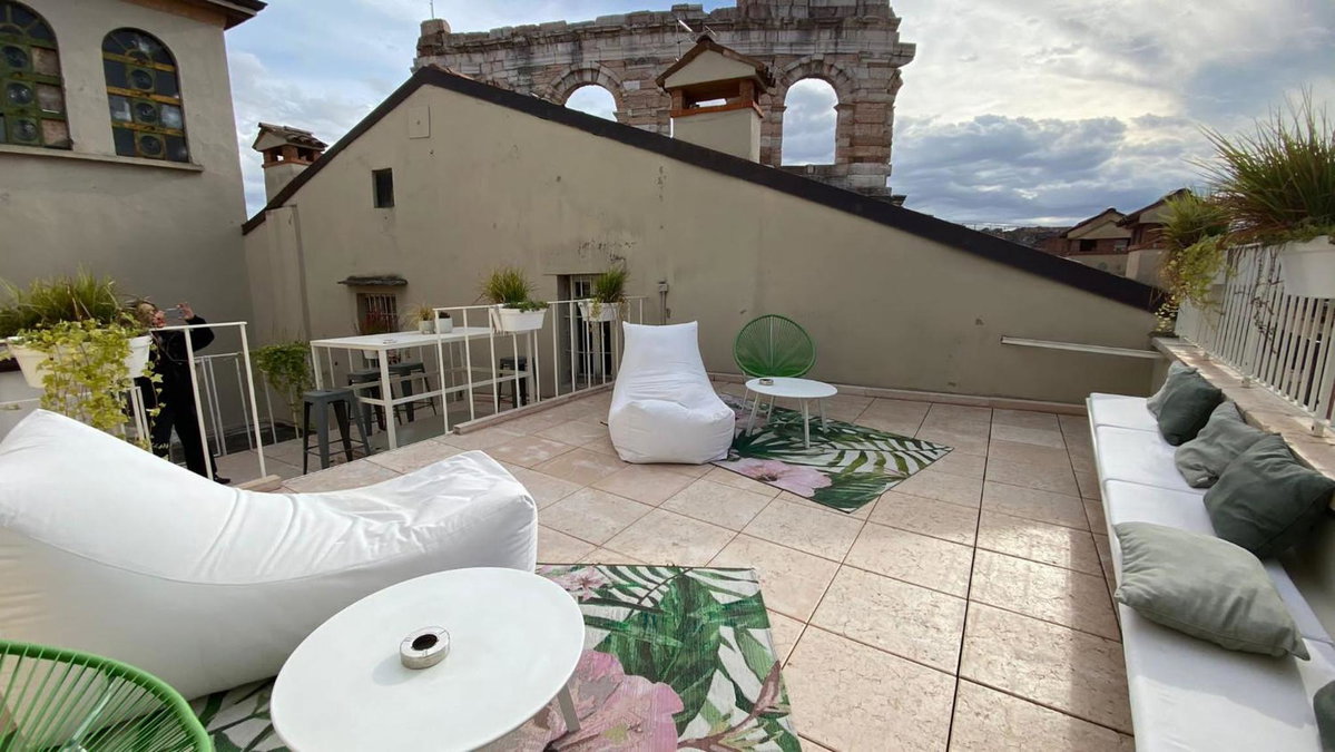 Loft 17 Arena, Italy