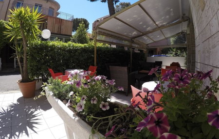 Hotel Ausonia B&B RiMiNi, Rimini, Italy