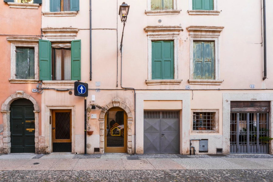 Ponte Postumio Home, Verona, Italy