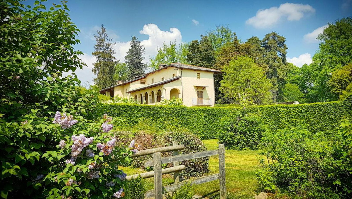 Hotel · Le 5 Frecce, Cavour