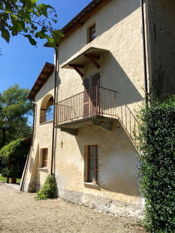 Le 5 Frecce, Cavour, Italy