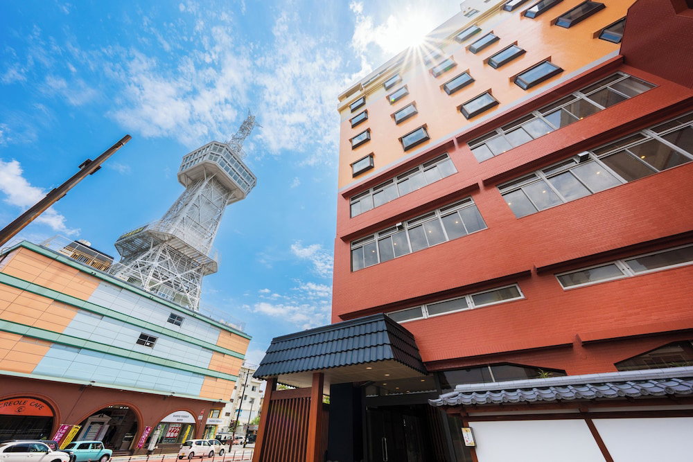 BeppuOnsen Hotel Sansenkaku, Japan