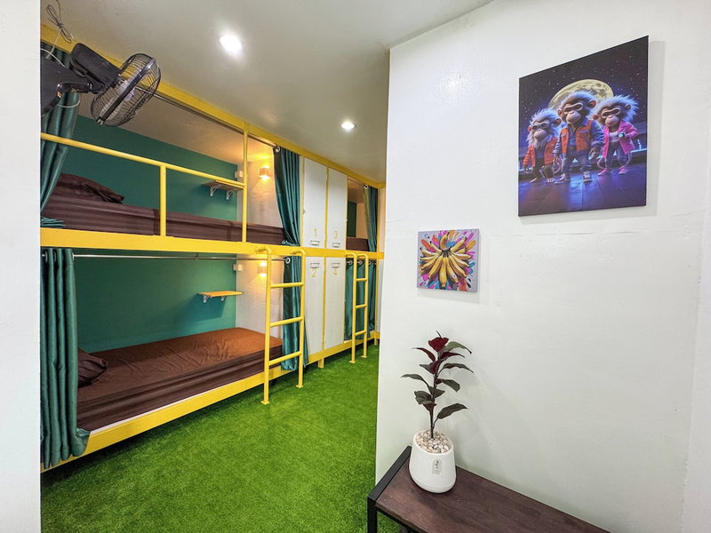 Banana Bunkhouse Hostel, Rawai, Thailand