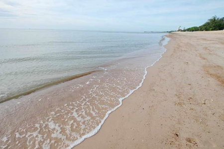 Rain Chaam Beach Condo Wifi 4Guests 2Beds, Cha Am, Thailand