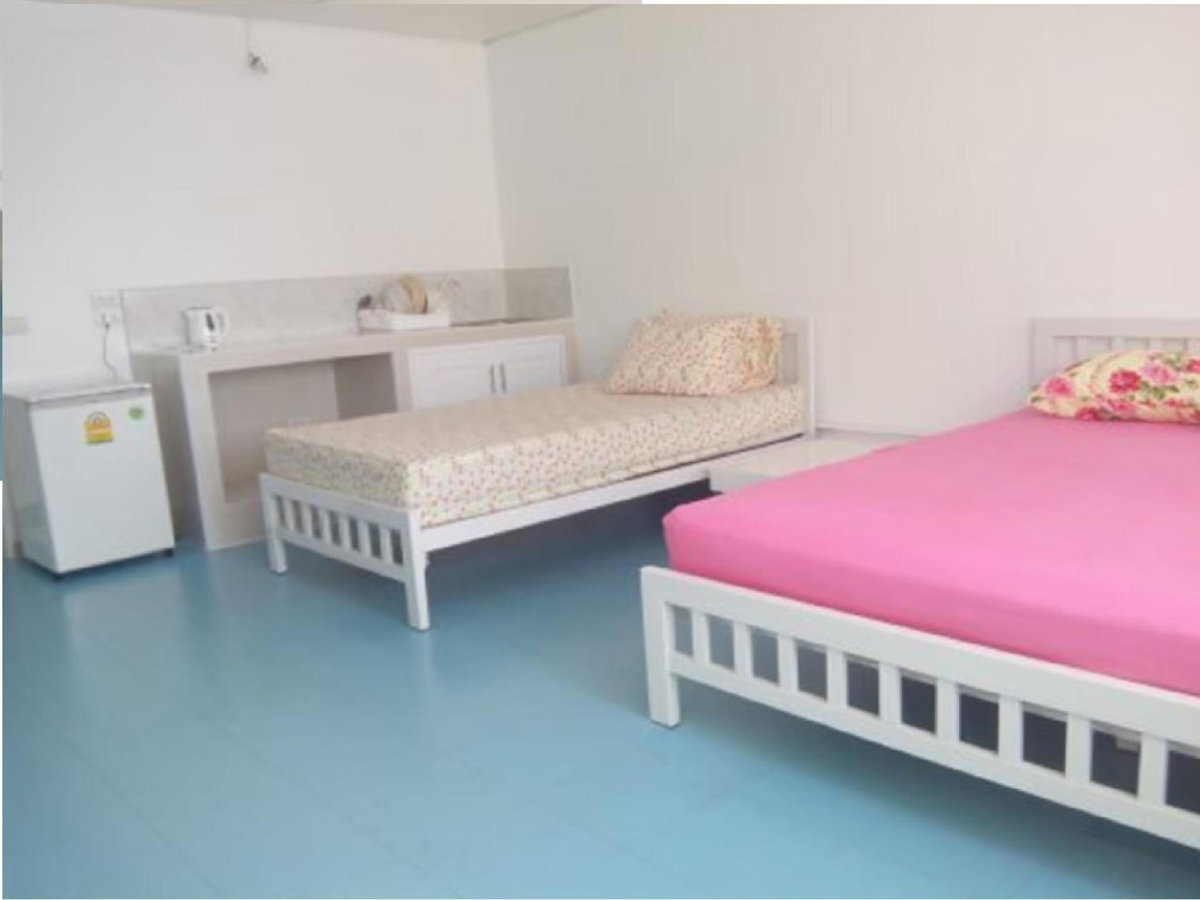 Hotel · Thailand Taxiapartment Hostel, Thung Si Kan
