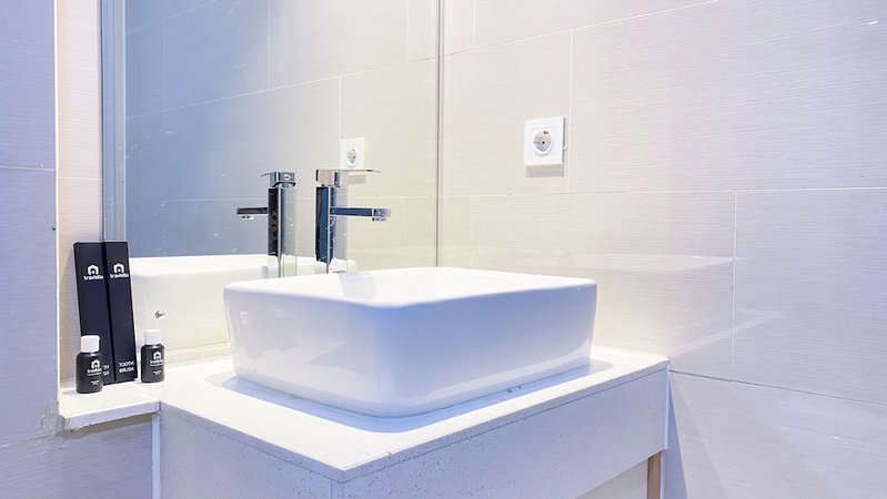 Brand New And Comfy Studio At Daan Mogot City Apartment, Jakarta, Indonesia