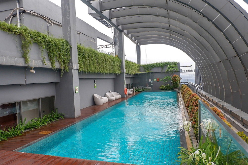 Good Deal And Strategic 1Br L'Avenue Apartment, Indonesia