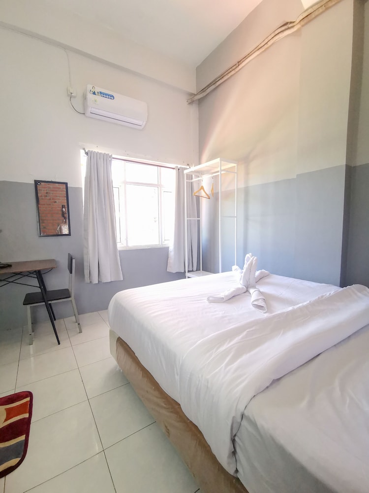 360Homestay, Indonesia