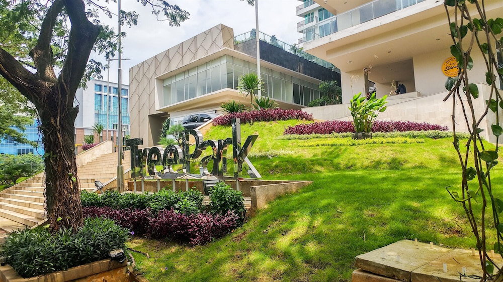 Hotel · Simply And Modern Look 1Br At Tree Park City Bsd Apartment, South Tangerang