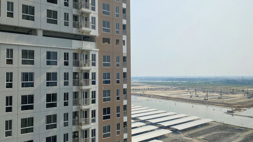 Cozy Studio Apartment At Tokyo Riverside Pik 2, Indonesia