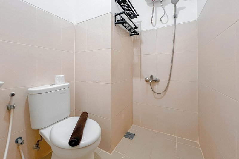 Spacious And Restfull 3Br At Bale Hinggil Apartment, Surabaya, Indonesia