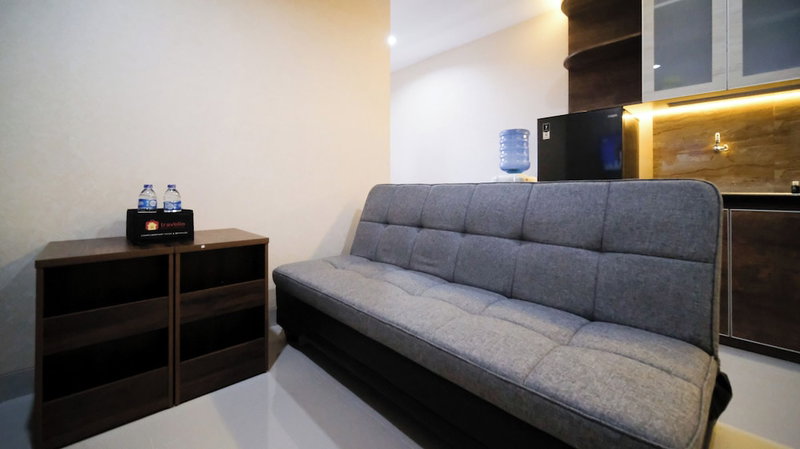 Nice And Comfortable Living 1Br At Grand Sungkono Lagoon Apartment, Surabaya, Indonesia