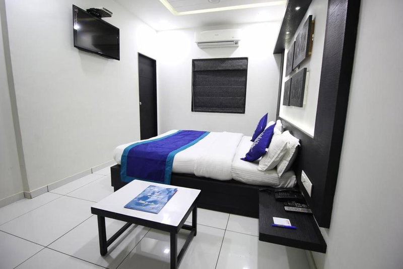 Hotel Paramount Inn, Rajkot, India