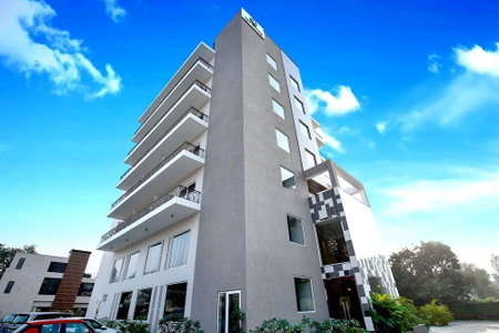 The Zenith - A Hotel By Hot Millions, Mohali, India