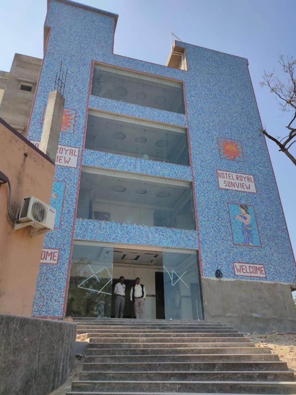 Hotel Royal Sunview, India