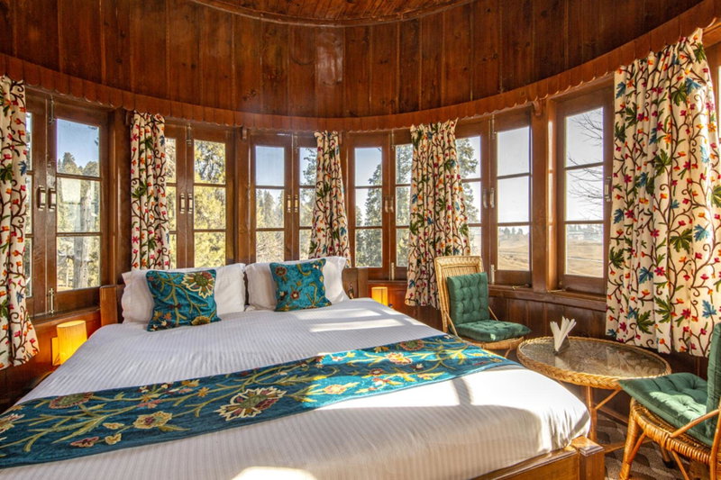 Gulmarg Ski Hill Resort, Gulmarg, India