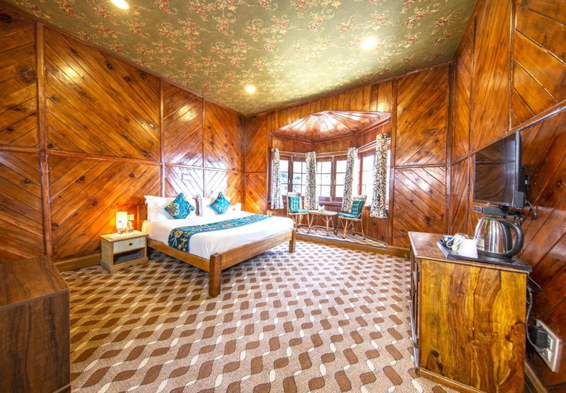 Gulmarg Ski Hill Resort, Gulmarg, India