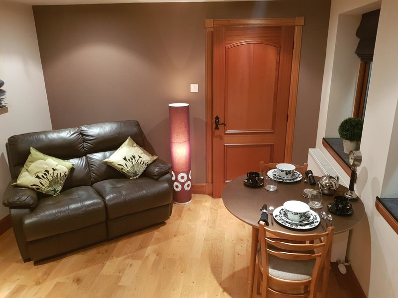 The Smiddy Suite, Ellon, United Kingdom