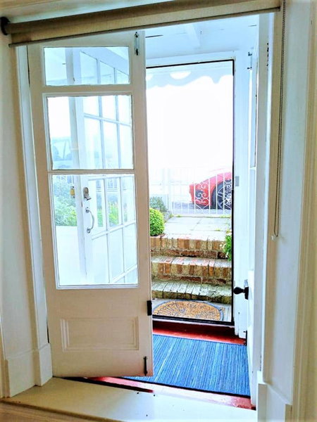 Beachfront Studio Apartment, Felixstowe, United Kingdom