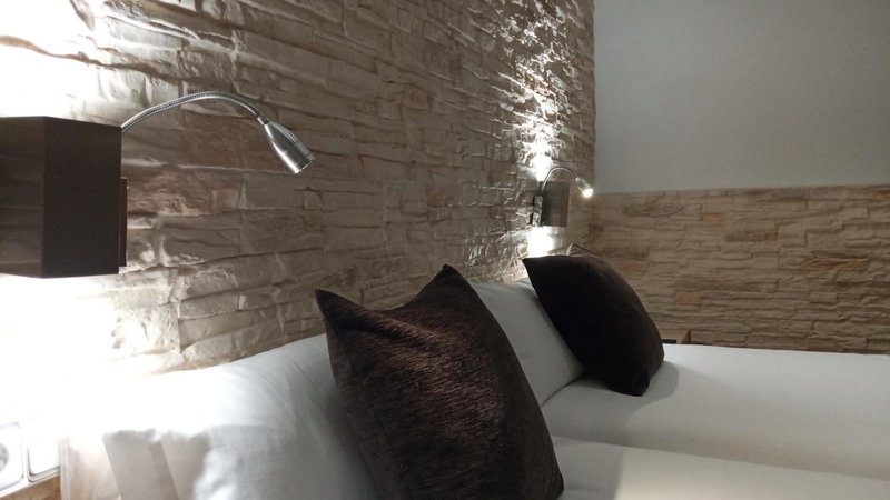 Hotel Travessera, Barcelona, Spain