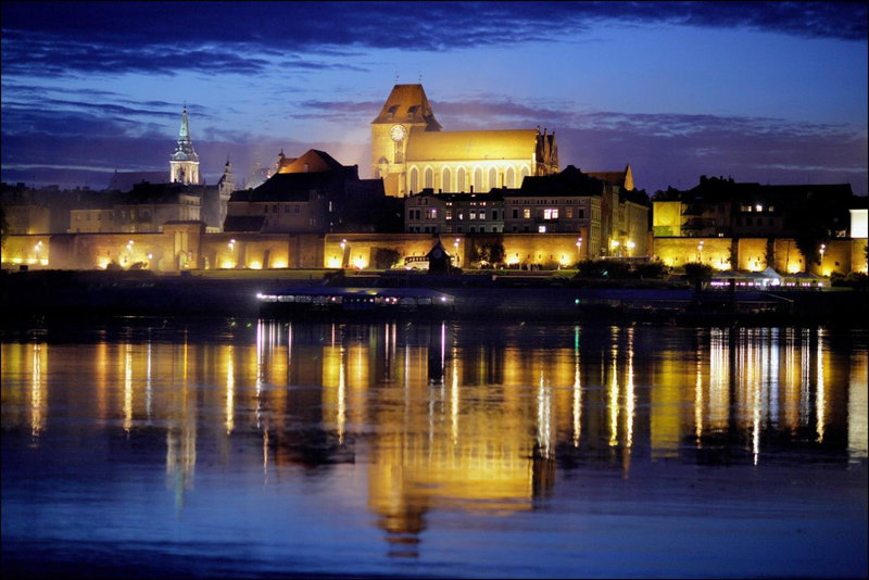 Teatr Baj Pomorski, Toruń, Poland