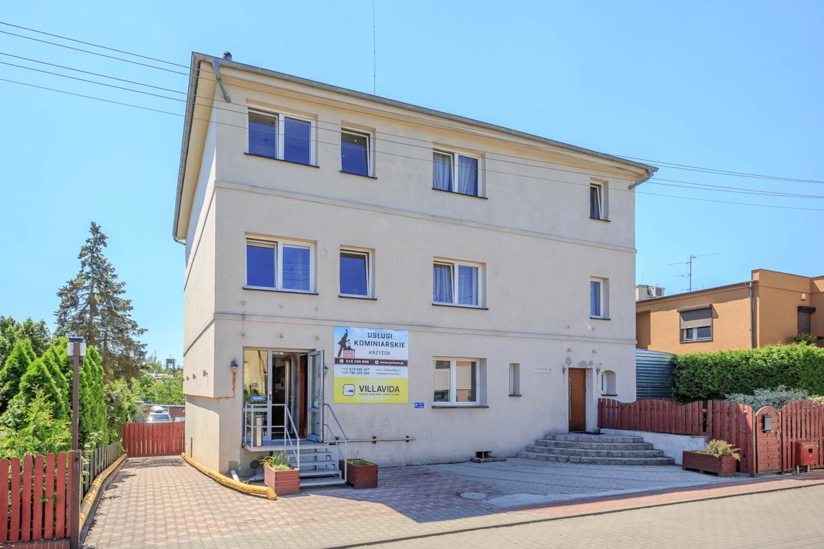 Villavida, Poland