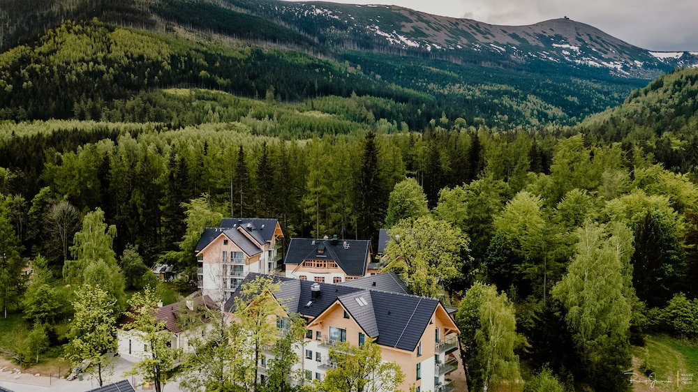 Green Apartments, Poland