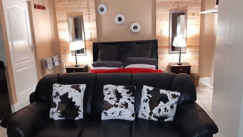 Bukani House, Gqeberha (Port Elizabeth), South Africa