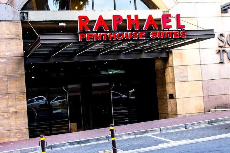 Luxury apartment in Raphael penthouse suite, Sandton, South Africa