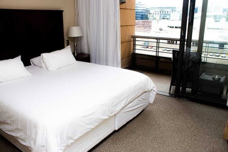 Luxury apartment in Raphael penthouse suite, Sandton, South Africa