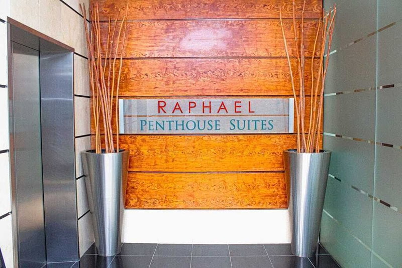 Luxury apartment in Raphael penthouse suite, Sandton, South Africa