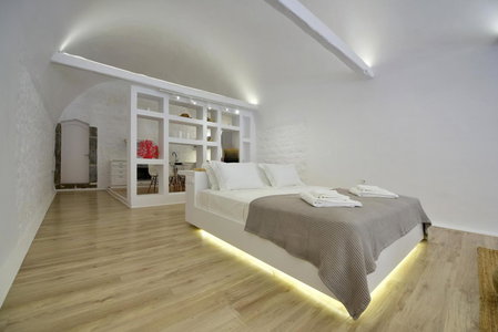 Hydra Hospitality Port Apartment, Hydra, Greece