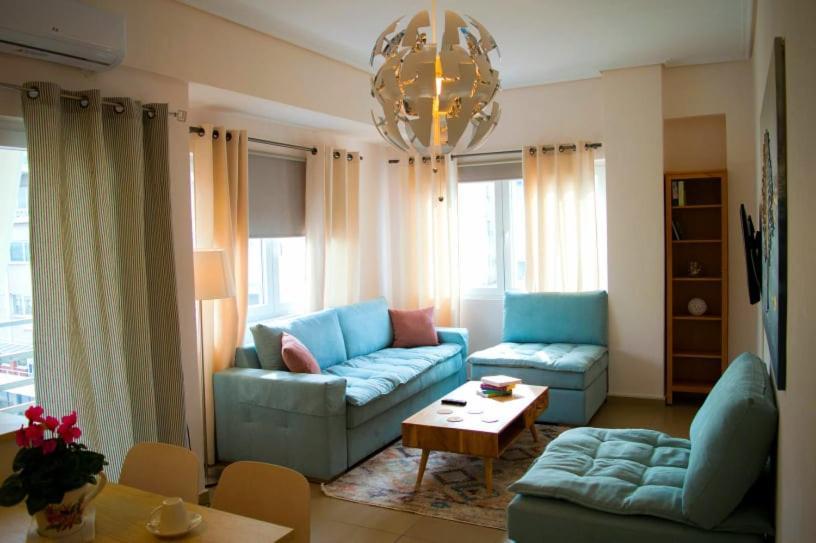 Sunny Central Luxury Apartment, Volos, Greece