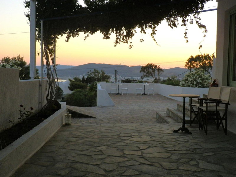 Parasporos Village, Adamas, Greece