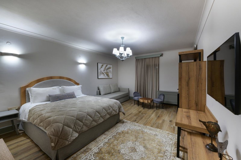 Álbero Hotel, Perama, Greece