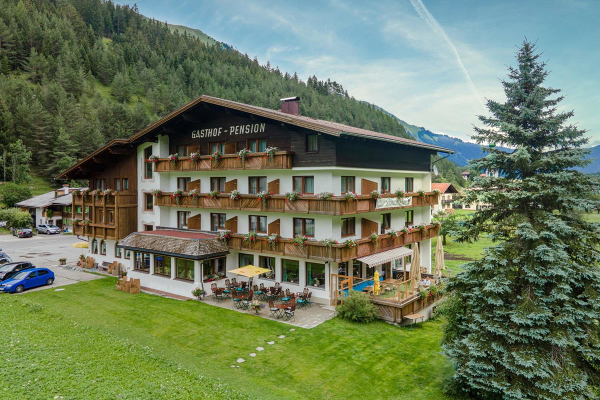 Gasthof Schwarzer Adler in Hägerau-Steeg Naturpark Lechtal, Austria