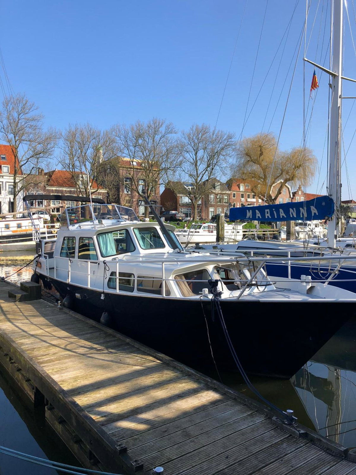Boot & Breakfast - slapen op het water, The Netherlands