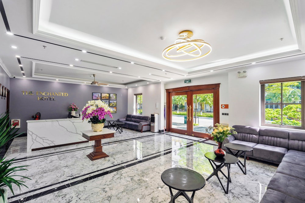 Hotel · The Enchanted Hotel, Ha Long