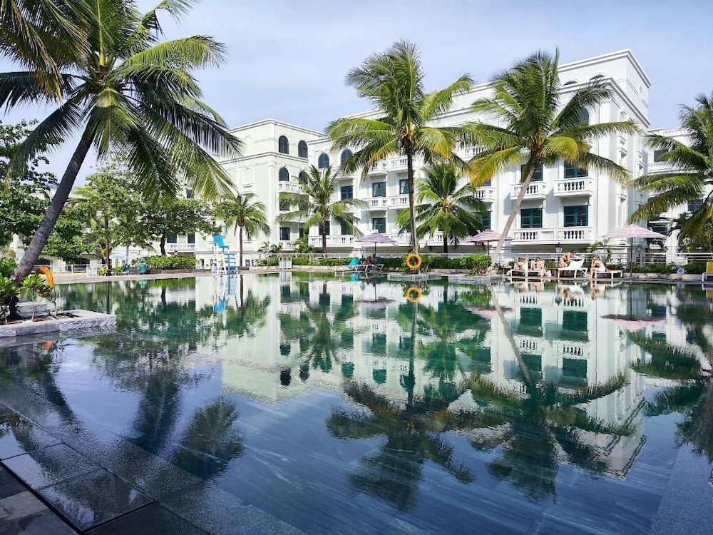 Sunset Marina Hotel, Vietnam