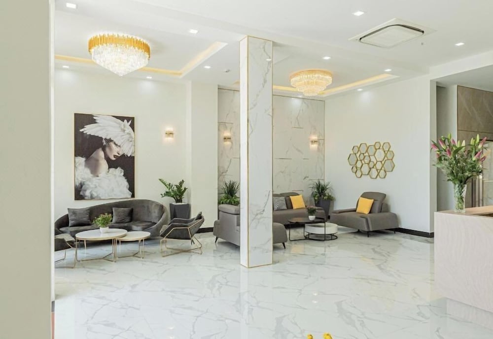 Yurii Hotel, Vietnam