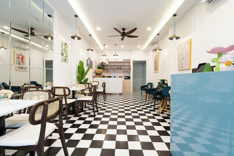 Misa House - Starlit Saigon, Ben Thanh, Vietnam